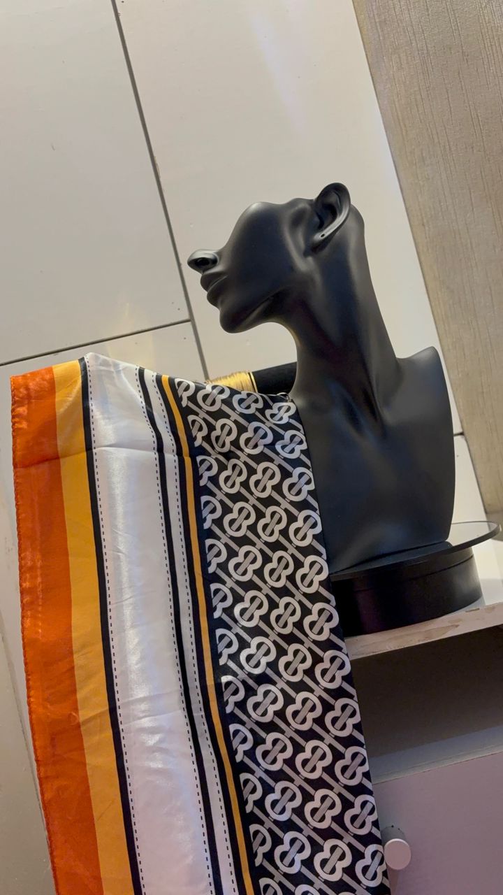 Multi color pattern Scarf